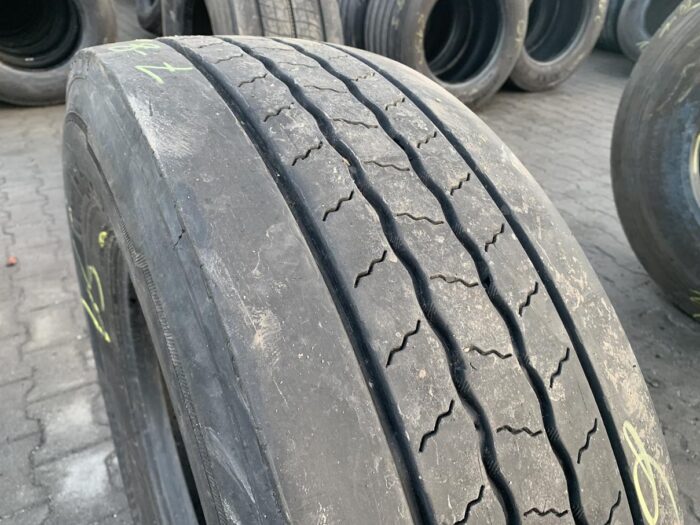 Opony ciężarowe 305/70R19.5 CONTINENTAL CONTI HYBRID HS3 / 7-8mm