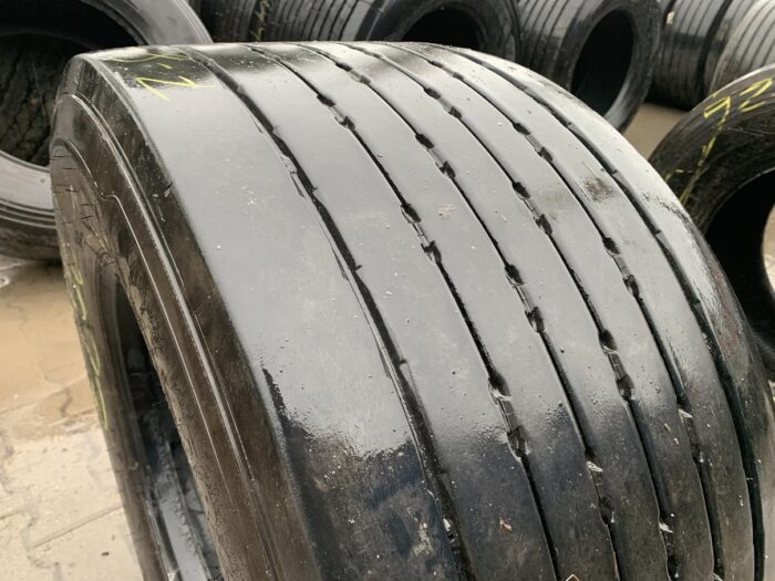 Opony ciężarowe 445/45R19.5 MICHELIN X MULTI T HL / 7-8mm