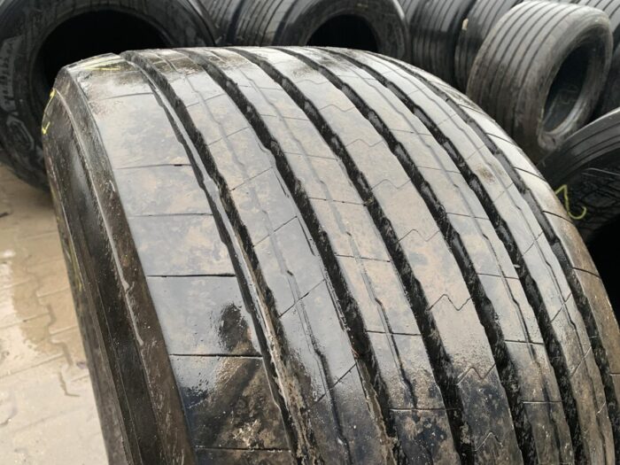 Opony ciężarowe 445/45R19.5 GOODYEAR KMAX T GEN-2 / 11-12mm