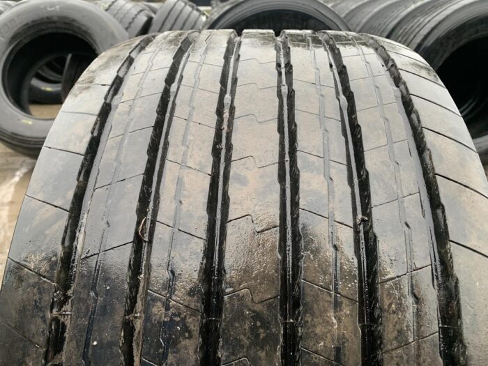 Opony ciężarowe 445/45R19.5 GOODYEAR KMAX T GEN-2 / 11-12mm