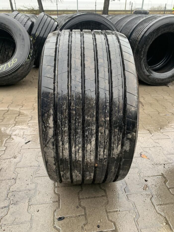 Opony ciężarowe 445/45R19.5 GOODYEAR KMAX T GEN-2 / 11-12mm
