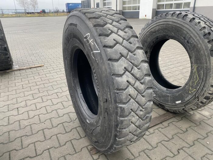 Opony ciężarowe 13R22.5 BIEŻNIKOWANA TYP NAPĘD BUDOWLANY / 12-13mm