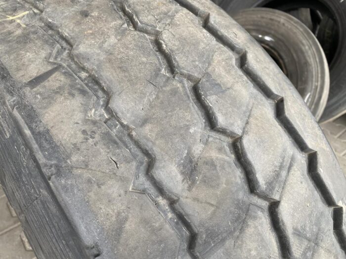 BFGOODRICH CROSS CONTROL T