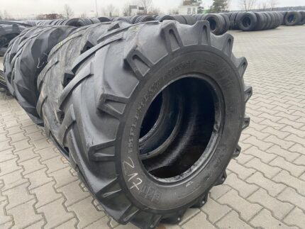 Opony przemysłowe  405/70-20 , 16.0/70-20 BKT IMPLEMENT AS504