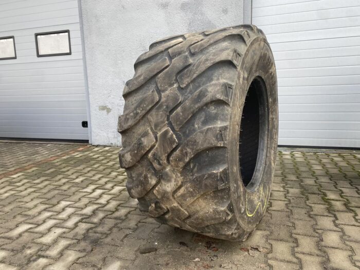 Opony do przyczepy rolniczej 600/55R26.5 BKT FL630 SUPER / 60% bieżnika