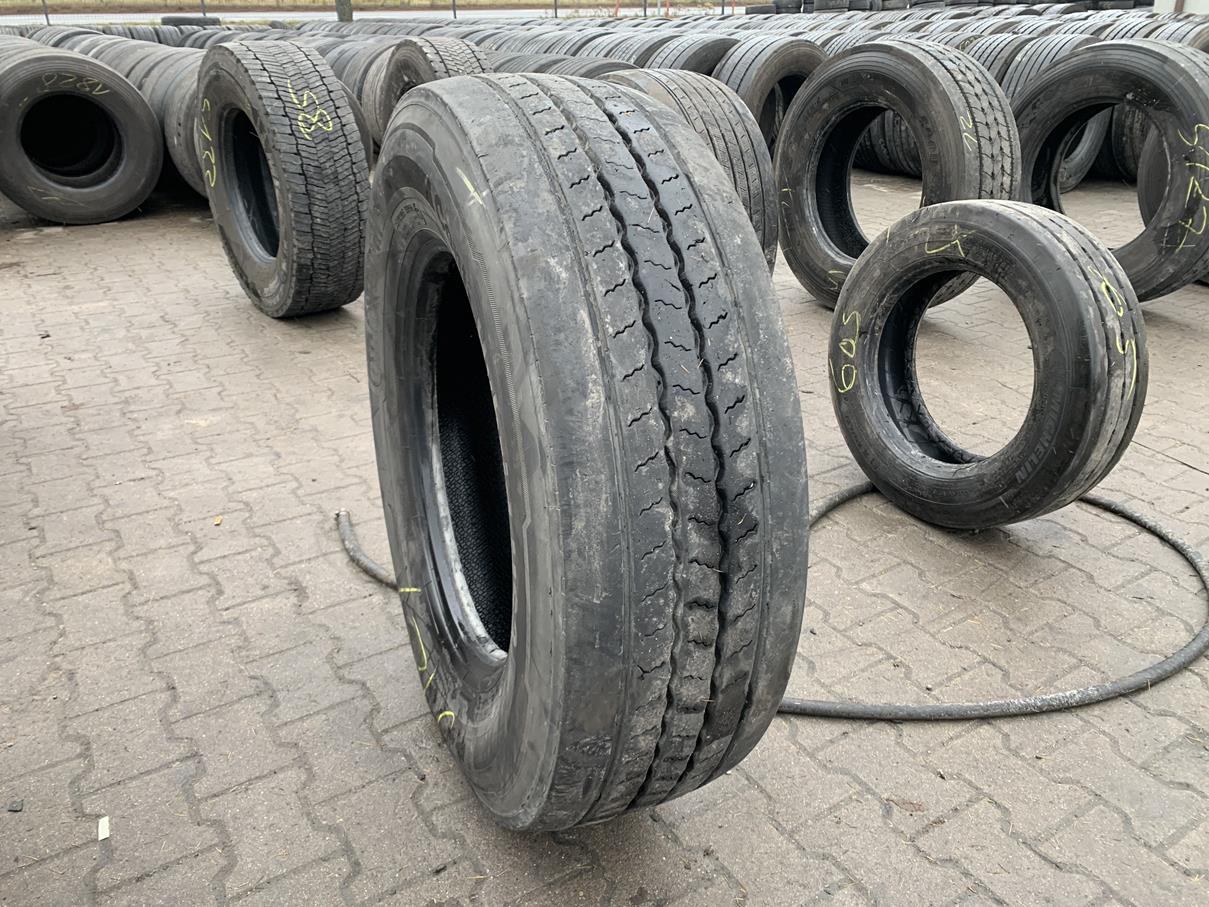 Opony ciężarowe 315/70R22.5 CONTINENTAL CONTI HYBRID HS3 / 8-10mm Opony ciężarowe 315/70R22.5 CONTINENTAL CONTI HYBRID HS3 / 8-10mm