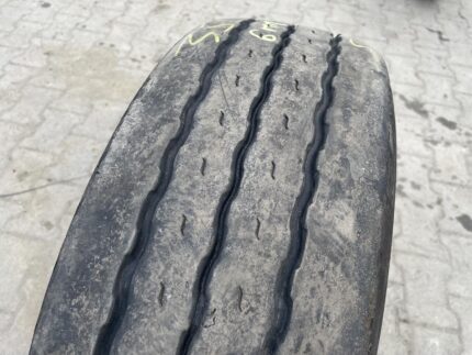 Opony ciężarowe 245/70R17.5 GOODYEAR KMAX T / 6mm
