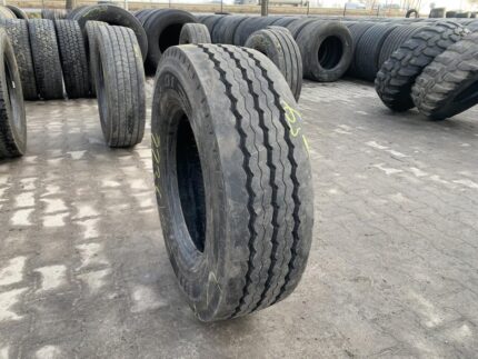  Opony ciężarowe  235/75R17.5 PIRELLI ST:01 / 12-13mm