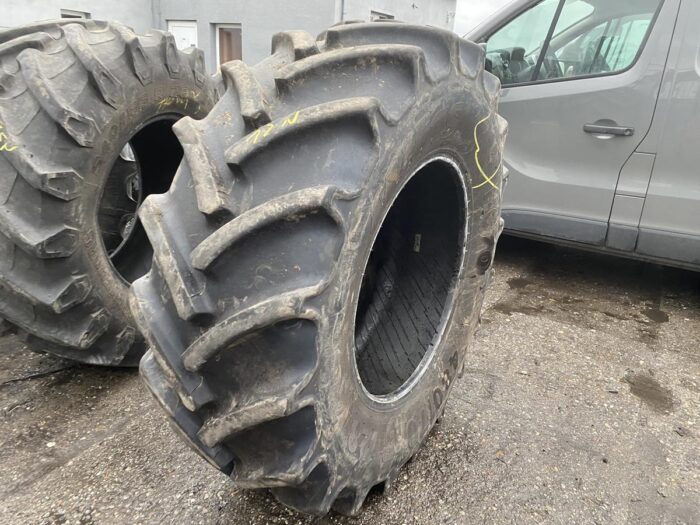 Używane opony rolnicze 480/70R24 CONTINENTAL HC70 / 90% bieżnika