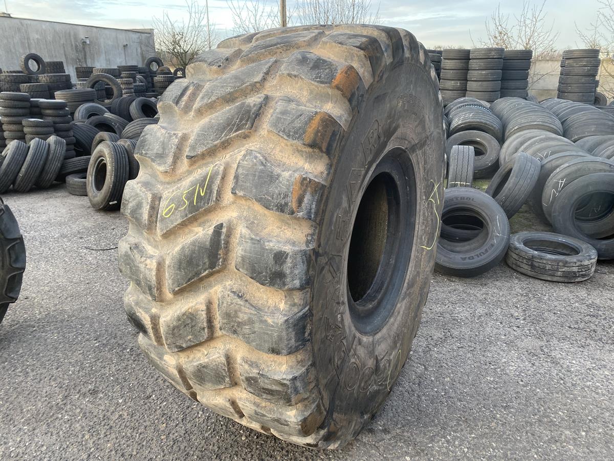 Opony przemysłowe 29.5R25 GOODYEAR TL3A / 90% bieżnika Opony przemysłowe 29.5R25 GOODYEAR TL3A / 90% bieżnika