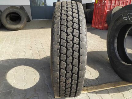 Używane opony do ciężarówek 295/80R22.5 DUNLOP SP362 / 13-14mm