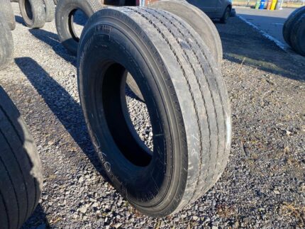 Opony do Tira 295/80R22.5 PIRELLI FR:01 TRIATHLON  / 7-8mm