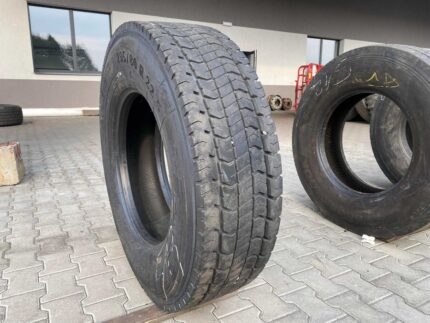 Opony do naczep 295/80R22.5 TEAMSTAR TH DRIVE 2 / 10-13mm