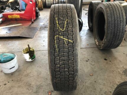 Opony do naczep 295/80R22.5 BIEŻNIKOWANA TYP CONTINENTAL UBRAN SCANDINAVIA HD3 / 12-13mm