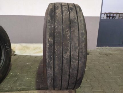 Opony do naczep 425/65R22.5 GOODYEAR KMAX T / 5-6mm