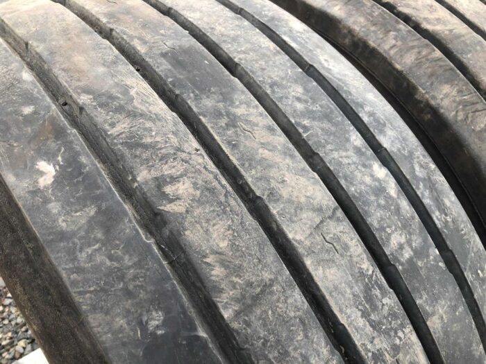 Opony do naczep 425/65R22.5 GOODYEAR KMAX T / 11-13mm