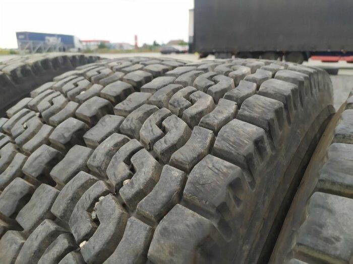 Opony do naczep 9R22.5 BRIDGESTONE MIX716