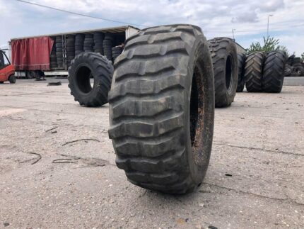 Opony do cystern 385/55R18 DUNLOP PG7 / 90% BIEŻNIKA