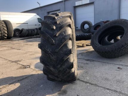 Opony rolnicze 340/65R18 BKT / 80% BIEŻNIKA