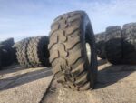 Opony do koparek 405/70R18 DUNLOP SP T9 / 90% BIEŻNIKA