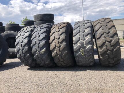 Opony do koparek 365/70R18 MITAS , DUNLOP EM-01, SP T9 / 80,90% BIEŻNIKA