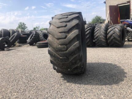 Opony rolnicze 15.5/60-18 BKT AT621 / 50% BIEŻNIKA