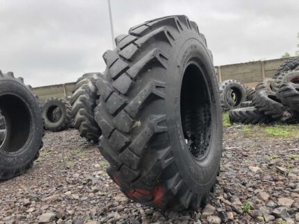 Opony do maszyn przemysłowych 12.5R18 MITAS MPT03 / 90% BIEŻNIKA