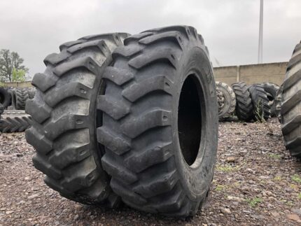 Opony przemysłowe 12.5-18  BKT / 60% BIEŻNIKA