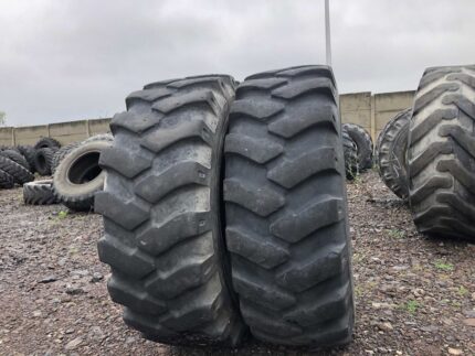 Opony przemysłowe 12.5-18  BKT / 60% BIEŻNIKA