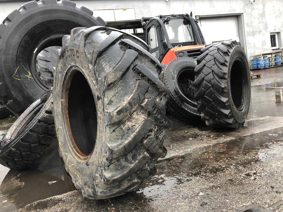 Opony rolnicze 325/70R18 MITAS AC70G / 80% BIEŻNIKA Używane opony rolnicze 325/70R18 MITAS AC70G / 80% BIEŻNIKA