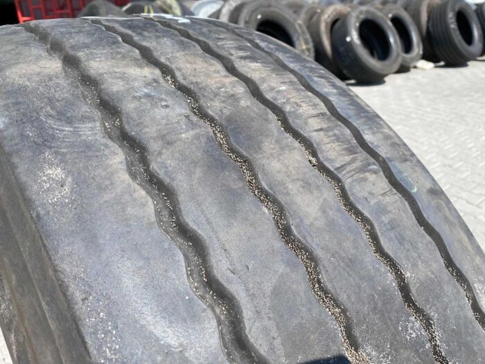 Opony do ciężarówek 385/65R22.5 BRIDGESTONE ECOPIA H-TRAILER 001 / 12mm