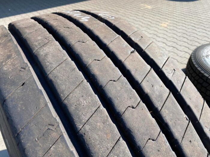 Opony do ciężarówek 385/65R22.5 DUNLOP SP247 / 17mm