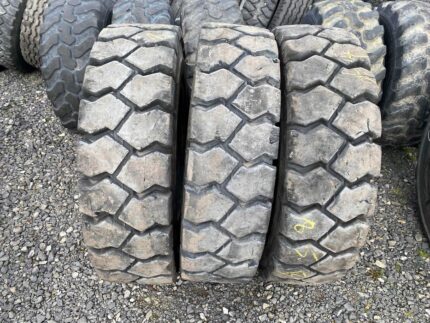 Opony przemysłowe 12.00-20 TRELLEBORG T-900 / 70% BIEŻNIKA