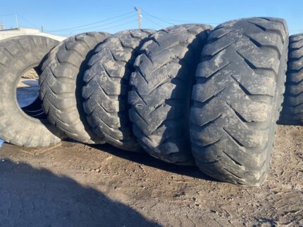  Opony przemysłowe  17.5R25 MICHELIN XKA RADIAL / 60/70% bieżnika