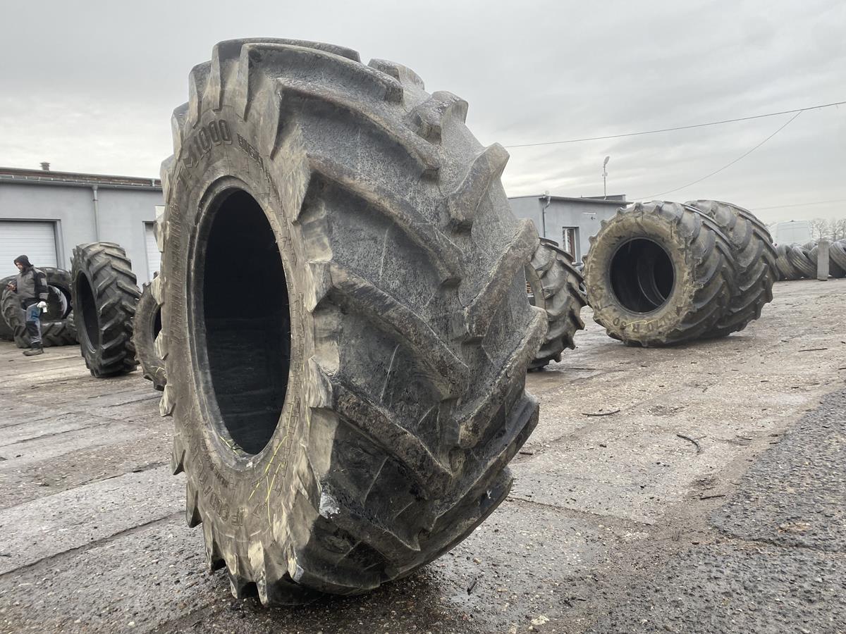 Opony rolnicze 600/70R30 TRELLEBORG TM1000 / 80% bieżnika Opony rolnicze 600/70R30 TRELLEBORG TM1000 / 80% bieżnika