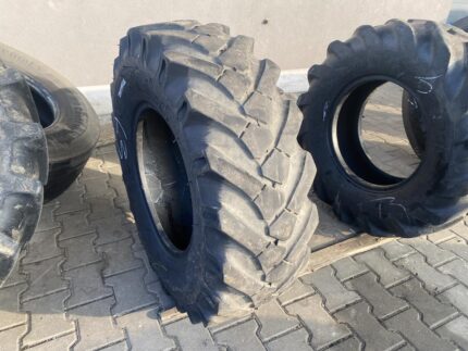  Opony przemysłowe  12.5-18 ATF MPT / 40% Bieżnika