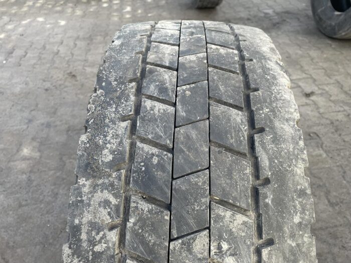 Opony ciężarowe  295/60R22.5 BARUM BD200 ROAD / 5-7mm