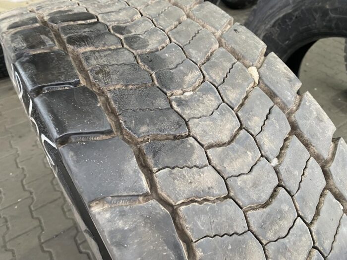 Opony ciężarowe  315/80R22.5 CONTINENTAL CONTI HYBRID HD5 / 16mm