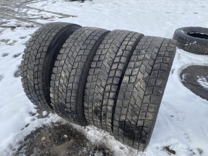 Opony ciężarowe  215/75R17.5 FIRESTONE FD600 / 8-10mm