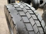 Opona używana ciężarowa napęd 295/60R22.5 BARUM BD200 ROAD / 6-10mm - obrazek 3