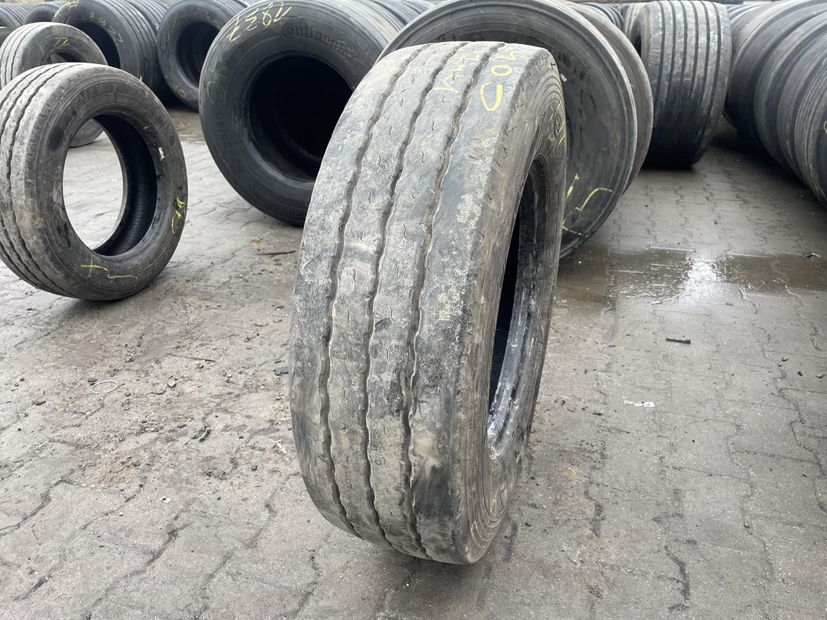 Opony ciężarowe 235/75R17.5 GOODYEAR KMAX T / 7mm Opony ciężarowe 235/75R17.5 GOODYEAR KMAX T / 7mm