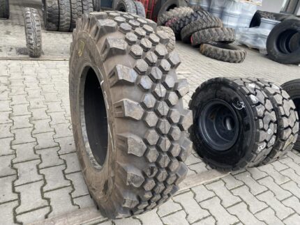  Opony przemysłowe  12.5-20 MPT BKT MP585 / 100% Bieżnika