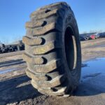  Opony przemysłowe  17.5-25 17.5r25 BKT GR-288 / 85% BIEŻNIKA