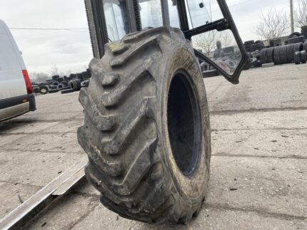  Opony przemysłowe, Opony rolnicze  400/80-24 15.5/80-24 BKT CONSTAR / 80% bieżnika