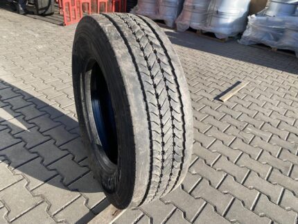  Opony ciężarowe  265/70R19.5 GOODYEAR KMAX S / 8-10mm