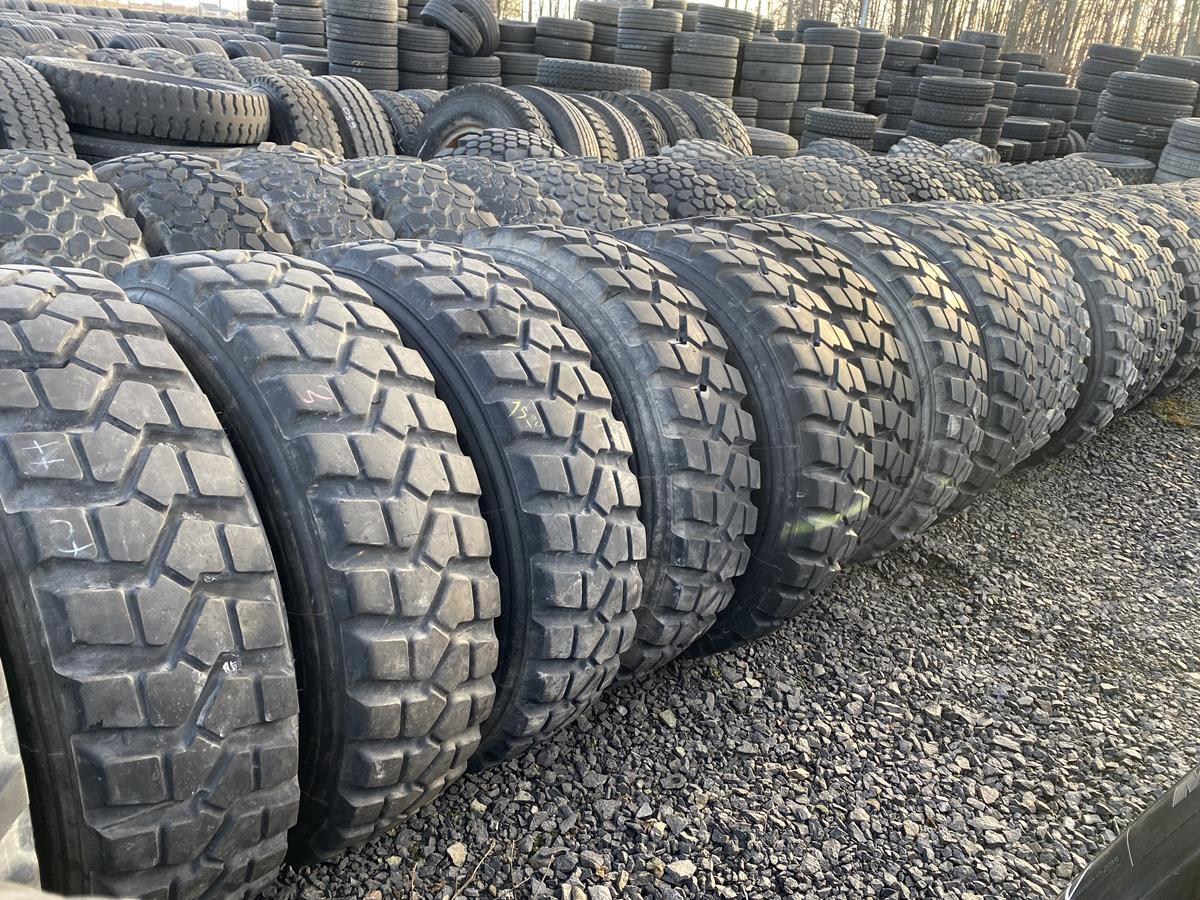 Opony przemysłowe 335/80R20, 12.5R20 PIRELLI PISTA PS22 60-90% Bieżnika Opony przemysłowe 335/80R20, 12.5R20 PIRELLI PISTA PS22 60-90% Bieżnika