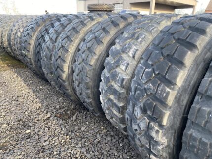Opony przemysłowe  335/80R20, 12.5R20 PIRELLI PISTA PS22 60-90% Bieżnika