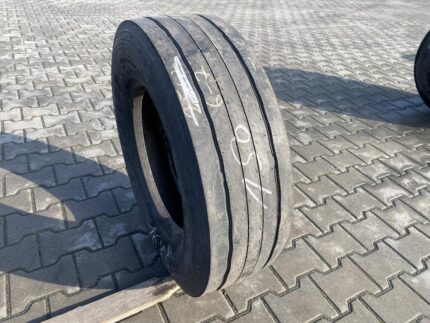 Opony ciężarowe  235/75R17.5 DUNLOP SP252 / 5-6mm