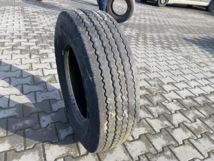 Opony ciężarowe  235/75R17.5 BARUM ROAD FRONT BF14 / 7-8mm
