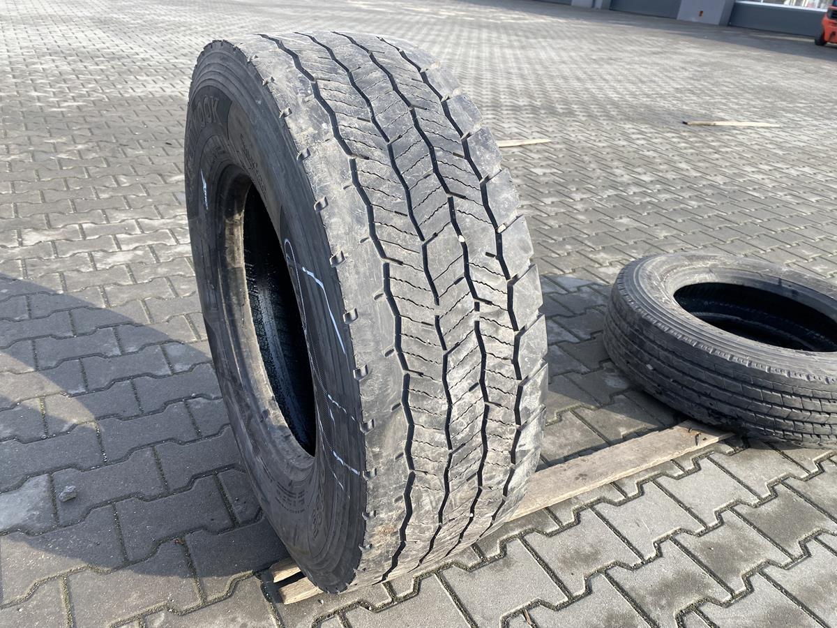 Opona do ciężarówek 305/70R19.5 HANKOOK SMART FLEX DH35 / 6-9mm Opony ciężarowe 305/70R19.5 HANKOOK SMART FLEX DH35 / 6-9mm